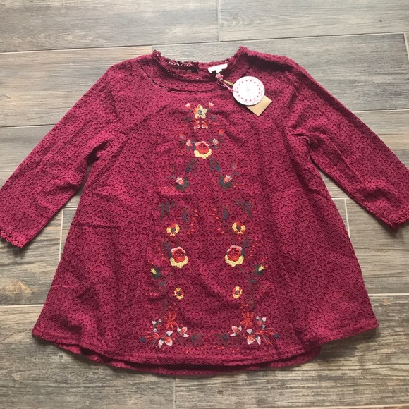 Umgee Tops - Lace, floral embroidered Top